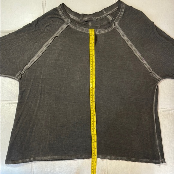 Zenana Acid Wash Black Long Sleeve T-Shirt - Picture 4 of 9
